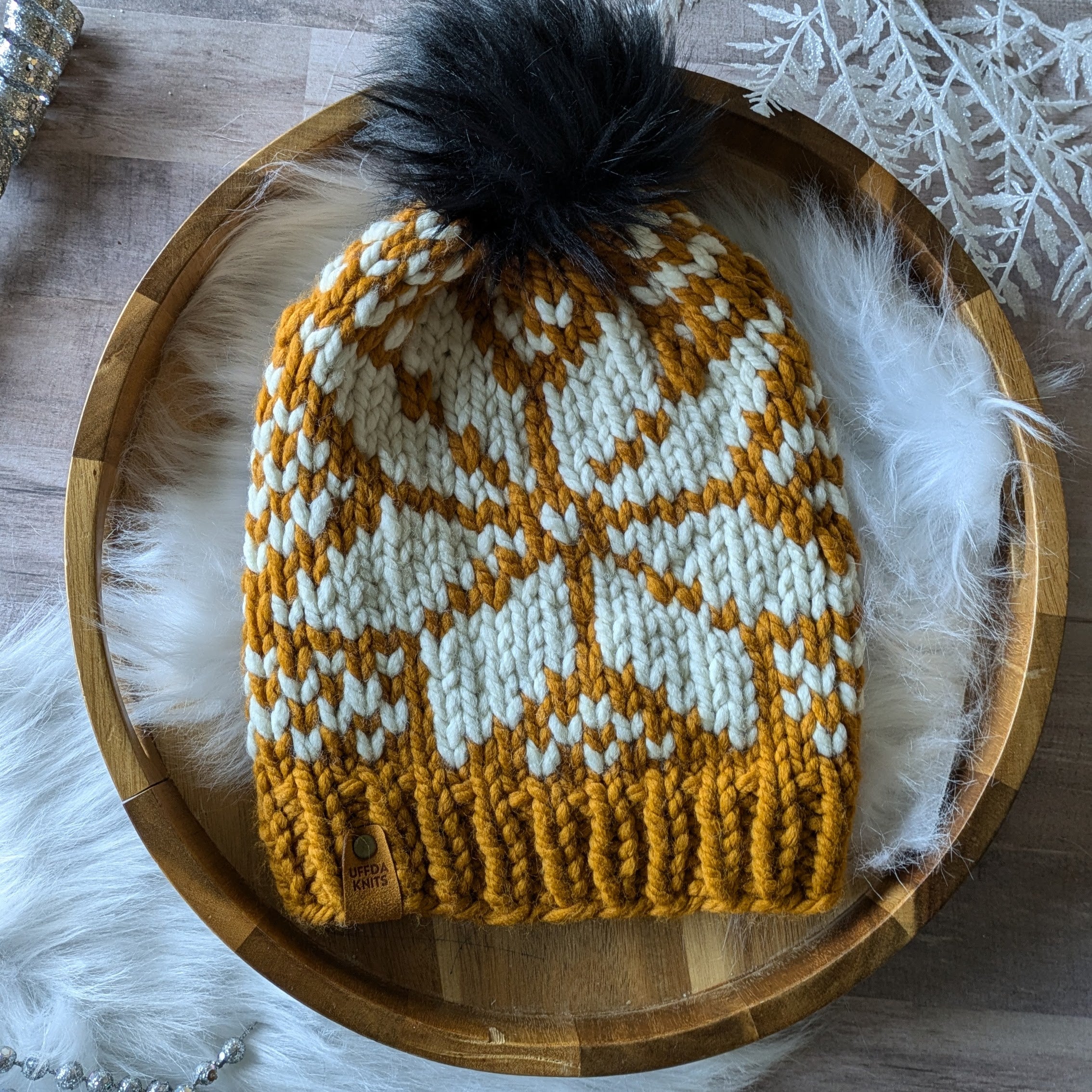 Mustard Nordic Star Slouch